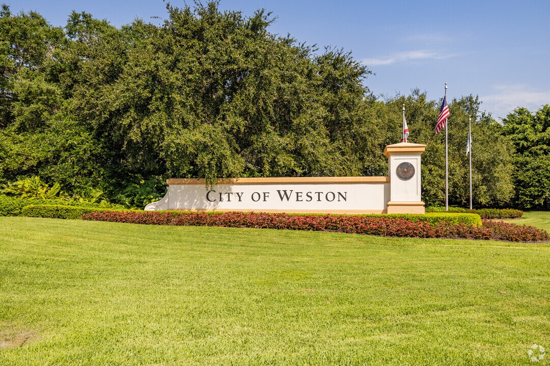 featured image for story, Moving to Weston, FL? Everything You Need to Know