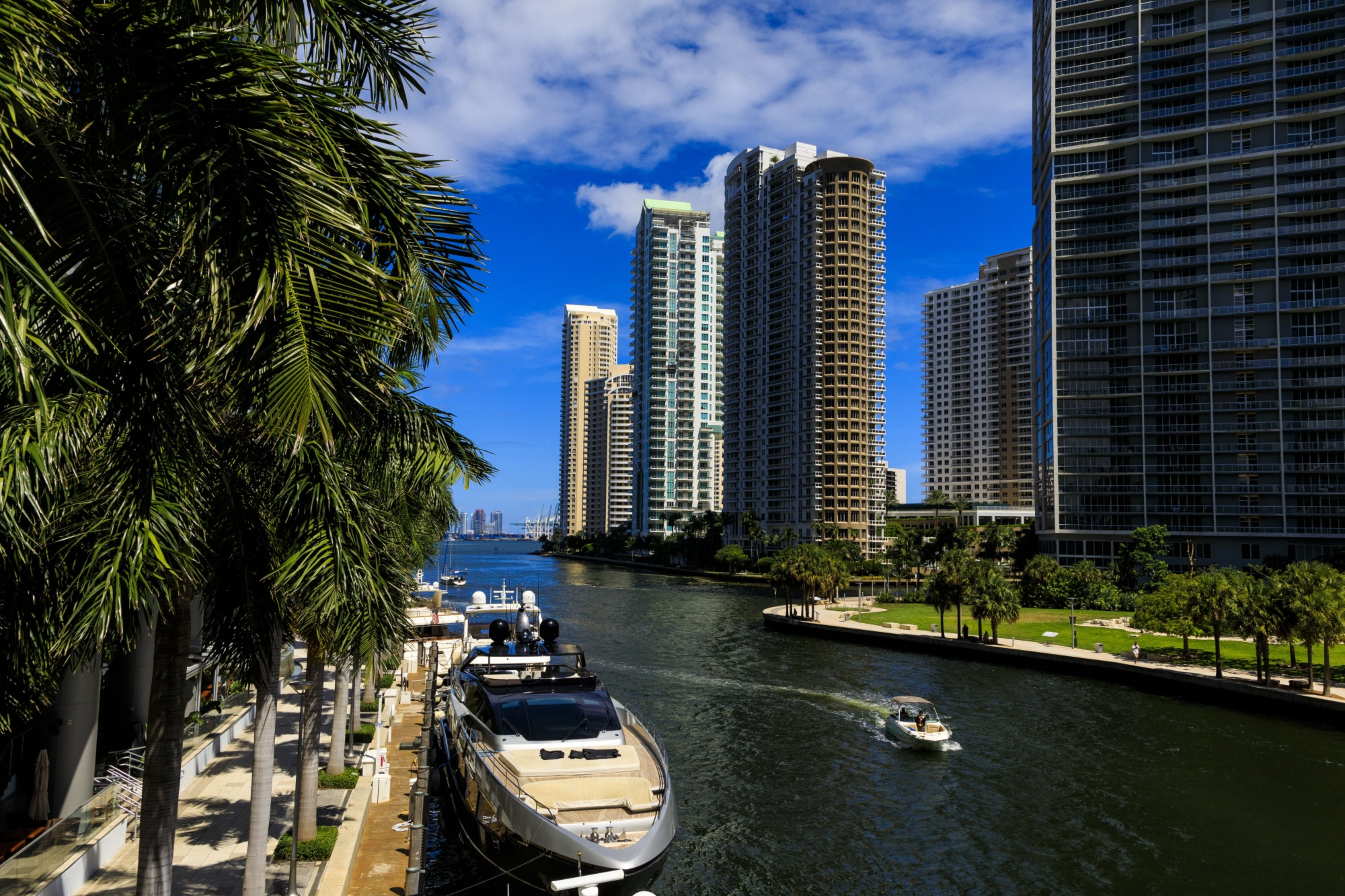 featured image for story, Bairros em Ascensão: Onde Investir em Miami em 2025